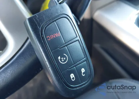 2018 Ram 2500 Laramie 4X4 6'4 Box z USA, uszkodzony, nr VIN 3C6UR5FL3JG237382